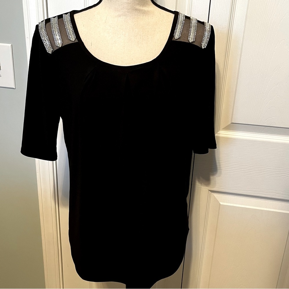 89th + Madison Womens Size Medium Black Half Sleeve Blouse Top Shirt Embellished